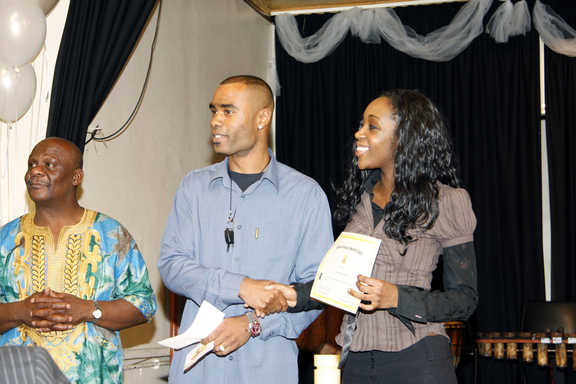 Rochelle Dallas receives her award