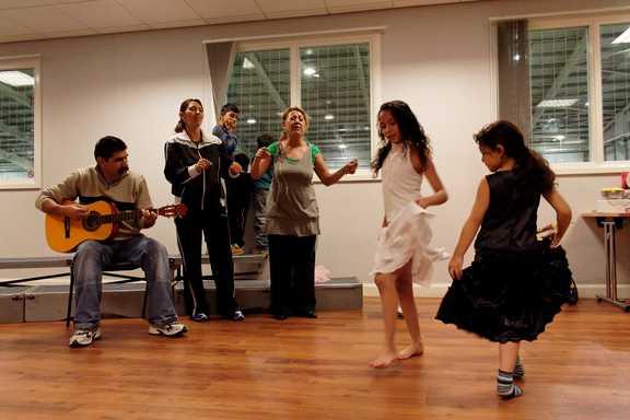 Little Star performing