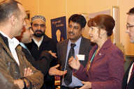 Lord Mayor talks to businessmen