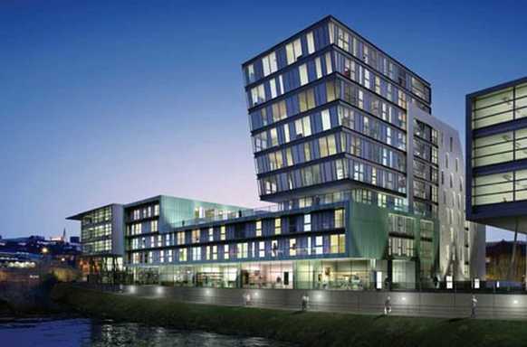 Apartments and offices on Blonk Street