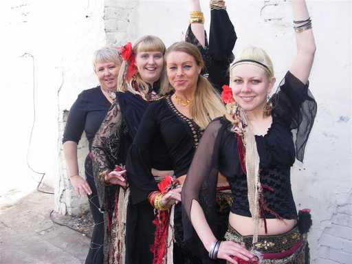 Arabic Dancers strike a pose