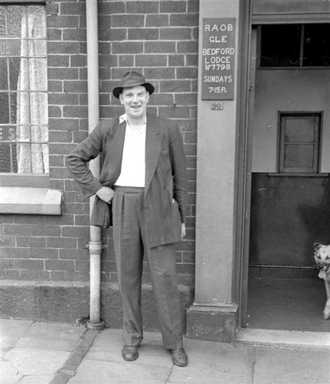 Tea Gardens Public House