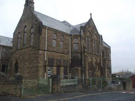 Pye Bank is a beautiful building.  Why is it still empty?