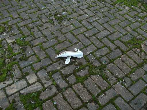 There is a lot of rubbish. Sheffield is very clean but not in this area.