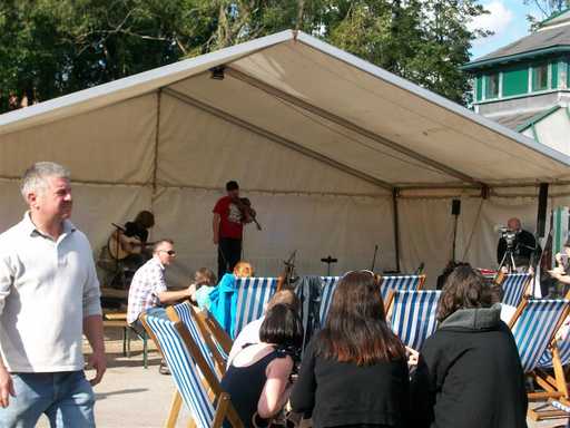 Crowd enjoying the music.
