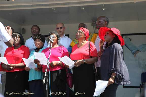 Choir on the festival stage
