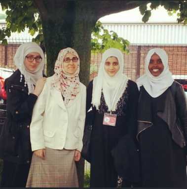 Oak Tree High School students