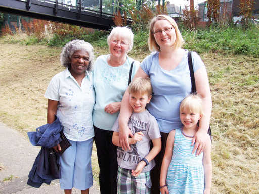 Many smiling faces at the funday 